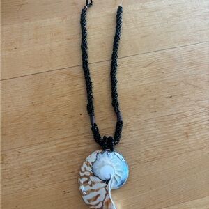 Elegant Black and Brown Shell Pendant Necklace